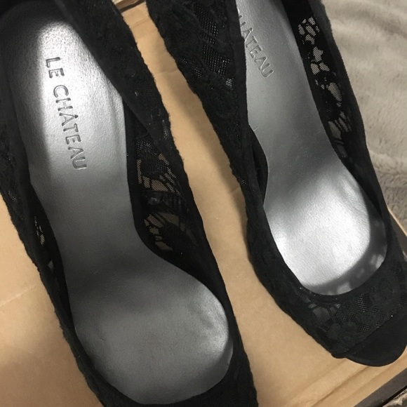 Black heels size 8 lace 🌶🌶🌶 - Picture 3 of 5